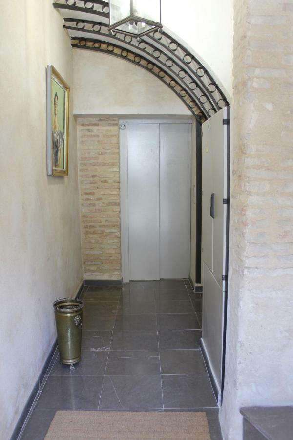 Apartamentos Reyes Catolicos 14 Sevilla Kültér fotó